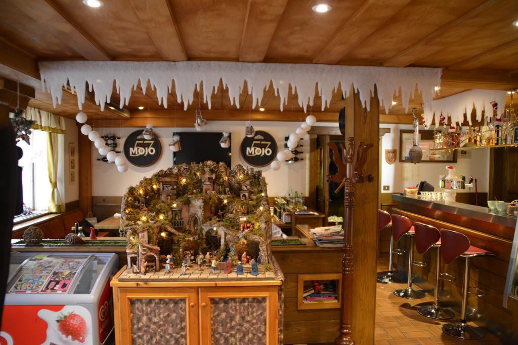 Hotel Chalet Olympia Монгуэльфо Экстерьер фото