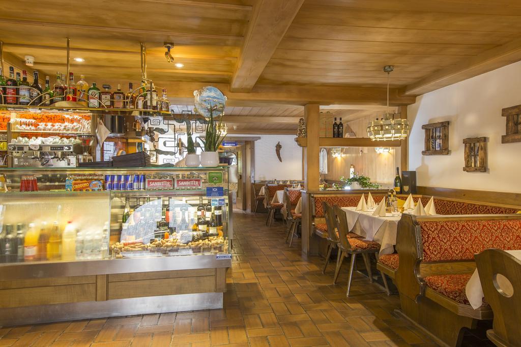 Hotel Chalet Olympia Монгуэльфо Экстерьер фото