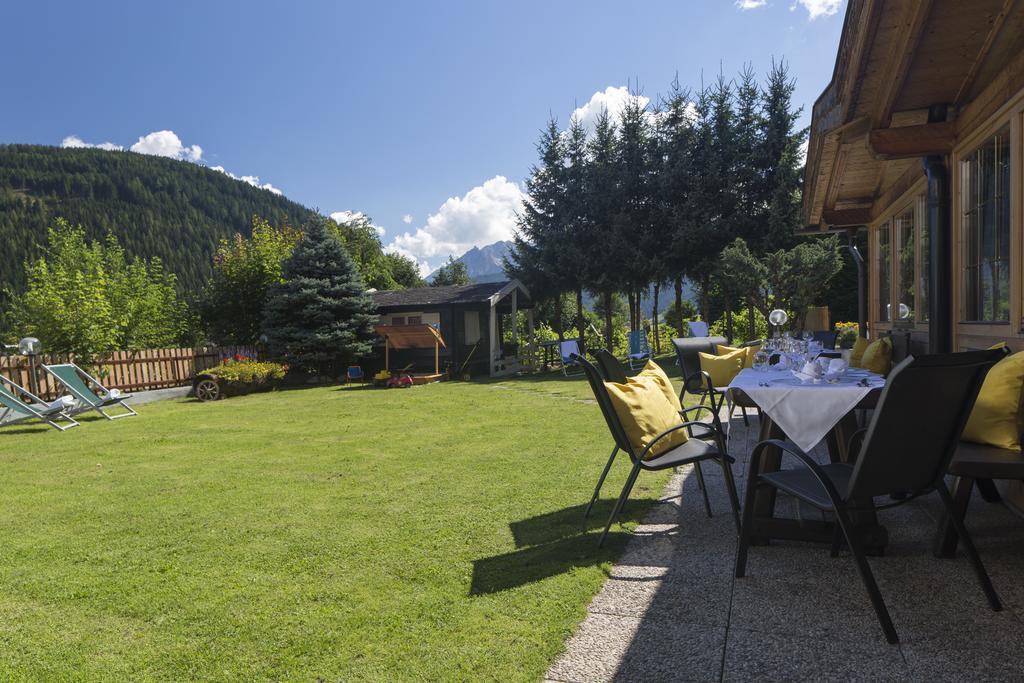 Hotel Chalet Olympia Монгуэльфо Экстерьер фото